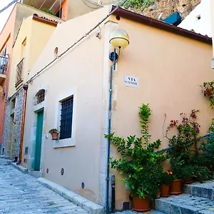  Casa vacanze Casetta Santa Venera